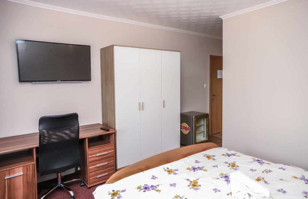 Hotel Zrinski Koprivnica Bagian luar foto