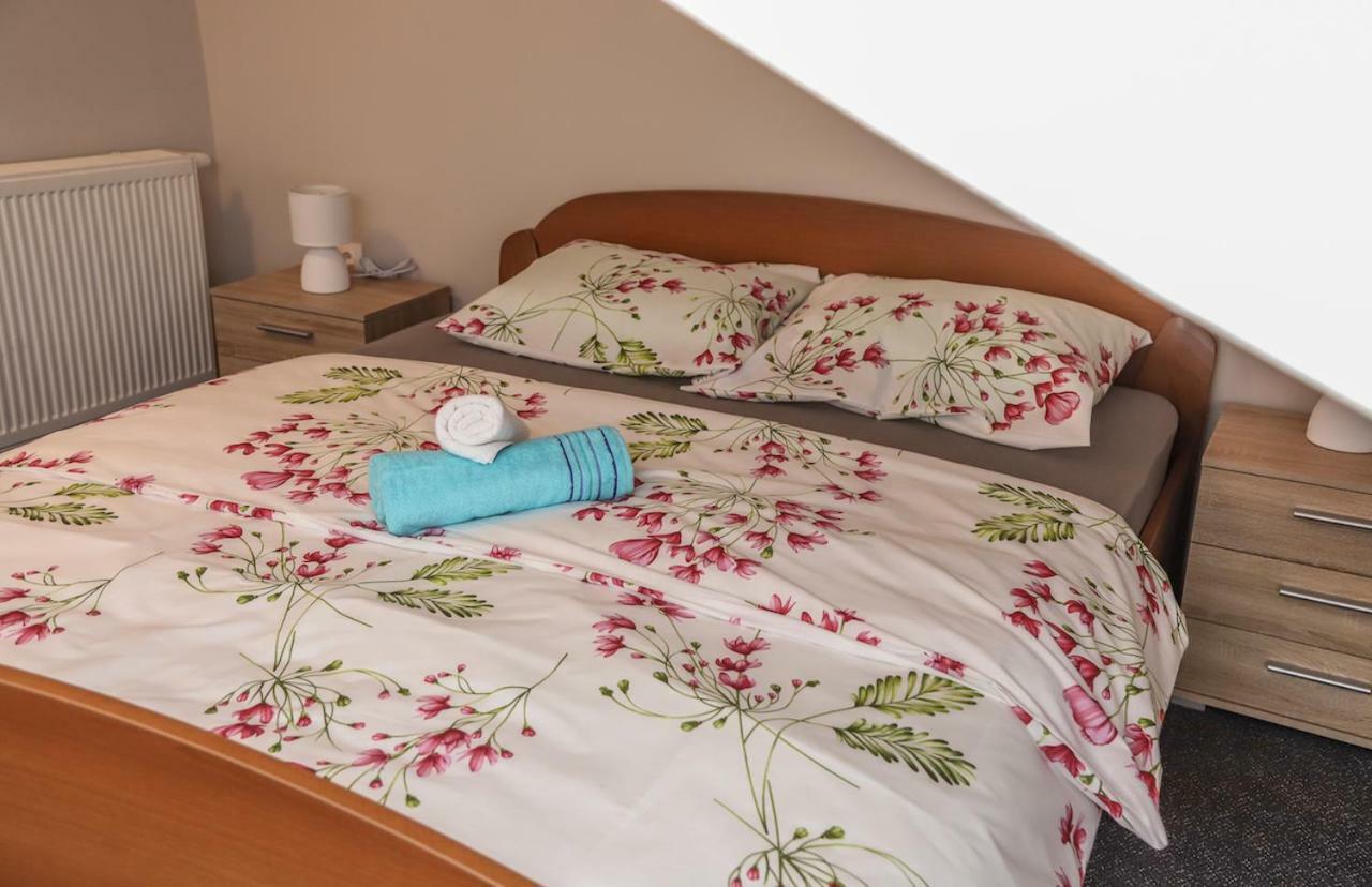 Hotel Zrinski Koprivnica Bagian luar foto