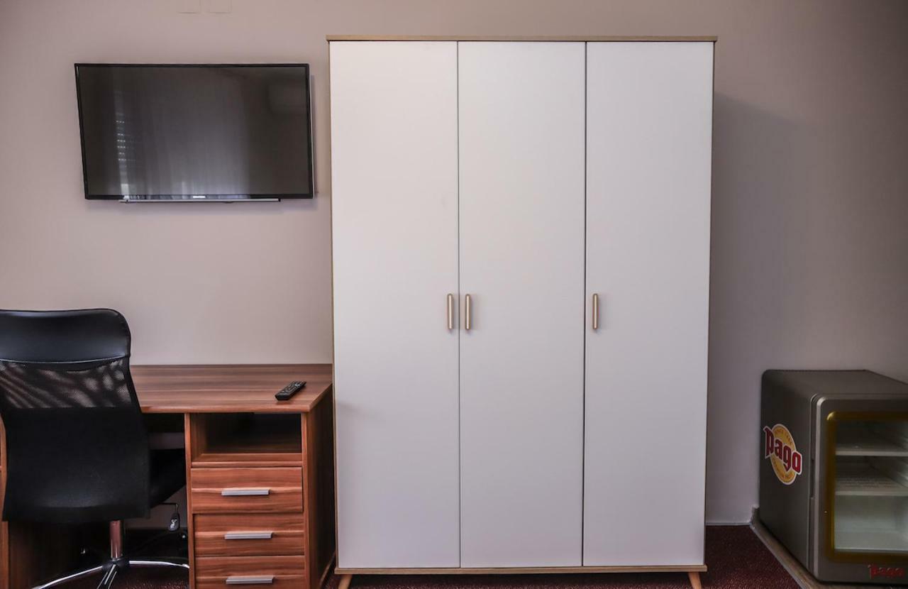 Hotel Zrinski Koprivnica Bagian luar foto