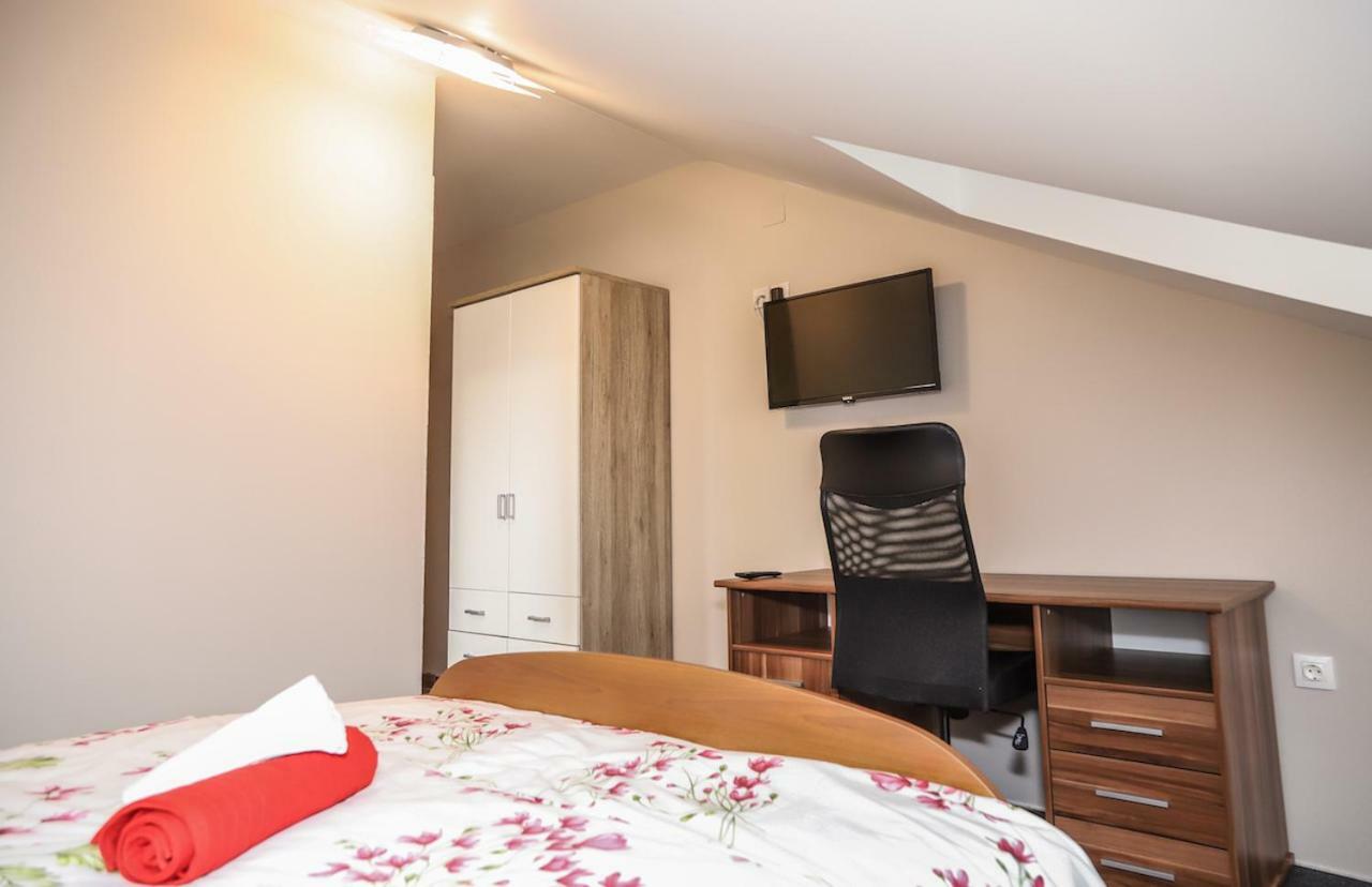 Hotel Zrinski Koprivnica Bagian luar foto