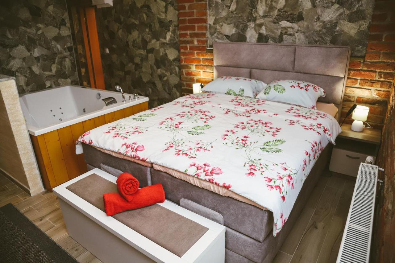 Hotel Zrinski Koprivnica Bagian luar foto